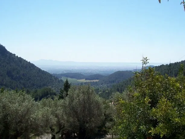 Es Redos - Image 1