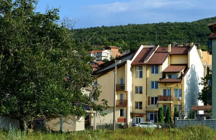 Velena Apartments - Image 1