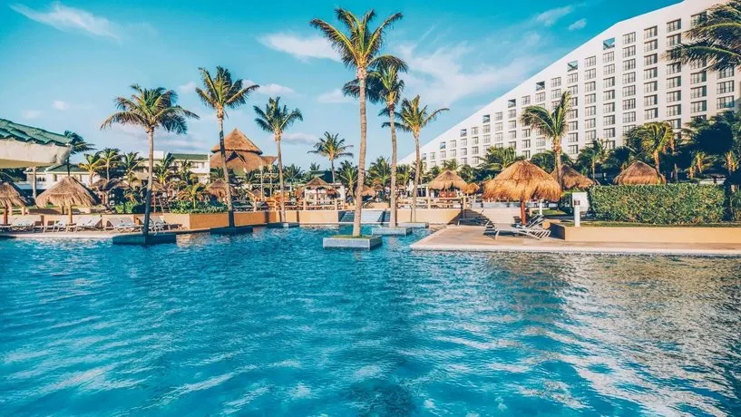Iberostar Cancun - Image 1