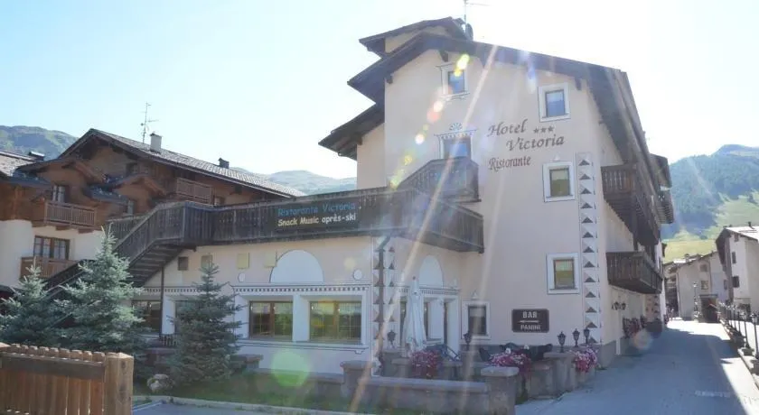 Hotel Victoria - Image 1