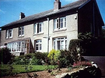 Benthams Guesthouse - Image 1