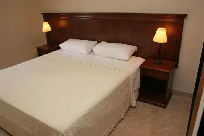 Inter Apart Hotel - Image 1