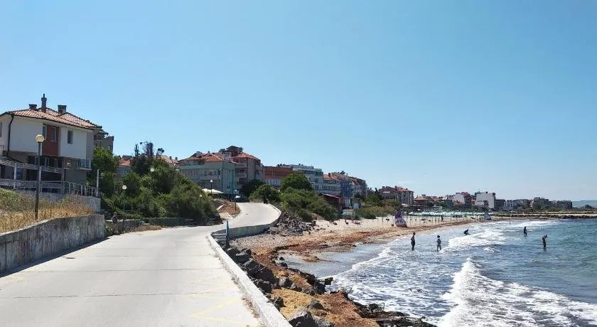 Nikolovi Home Apartments - Image 1