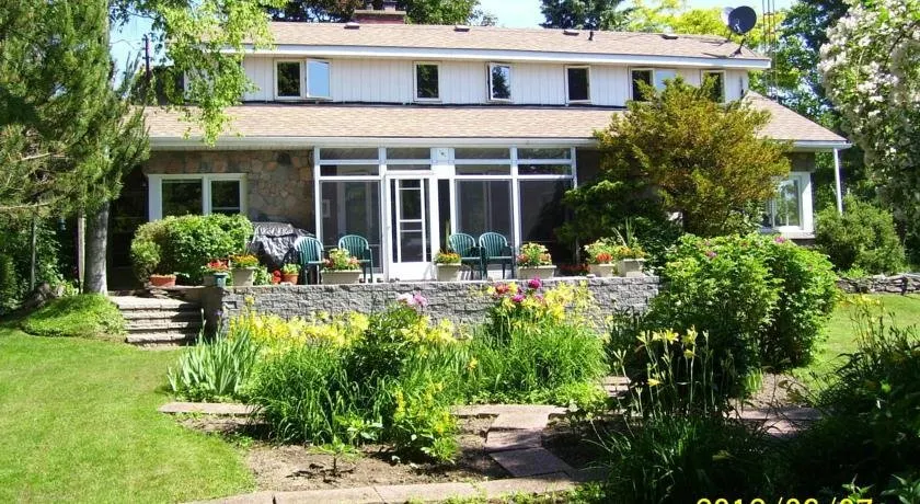Burken Bed & Breakfast - Image 1