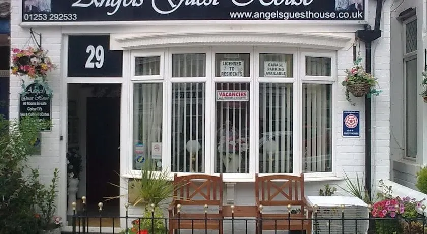 Angels Guest House Blackpool - Image 1