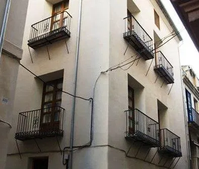 Apartamentos El Ventorro - Image 1
