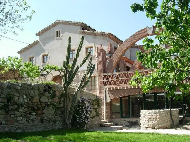 Casa Rural Masia Can Lluci - Image 1