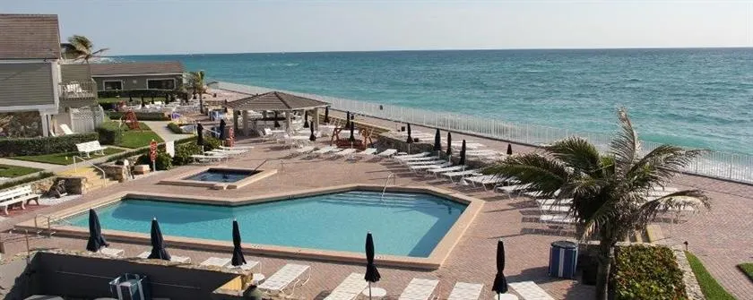 Jupiter Reef Club - Image 1