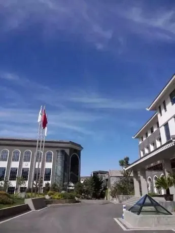 Wanhua Mountain Hotel - Image 1