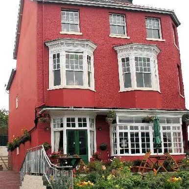Bryncelyn Guesthouse - Image 1