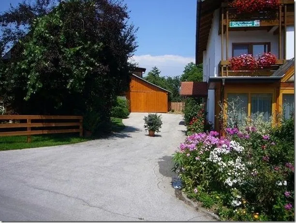 Bauernhof Hofmayer - Image 1