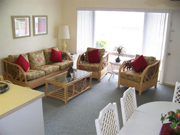 Sunrise Ocean Suites - Image 1