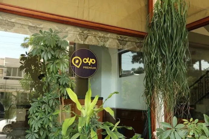 OYO Premium Pakhowal Road - Image 1