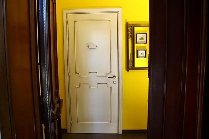 Palazzo Primavera - Image 1