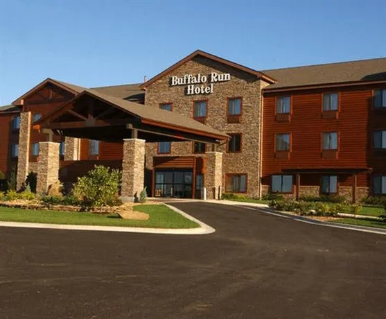 Buffalo Run Hotel - Image 1