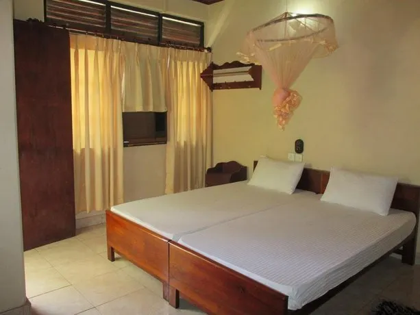 Thilanka Beach Resort - Image 1