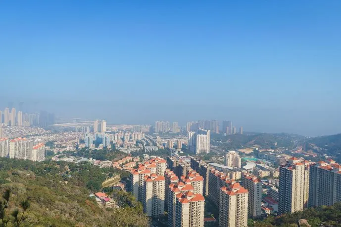 Xiamen Seaside Hotel - Image 1