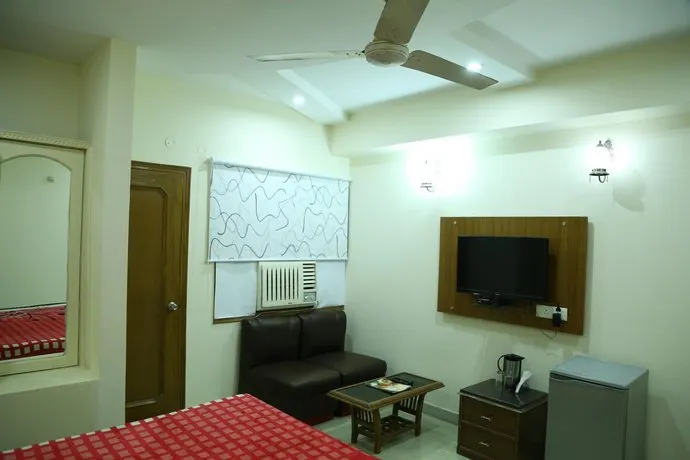 Hotel Jyoti - Image 1