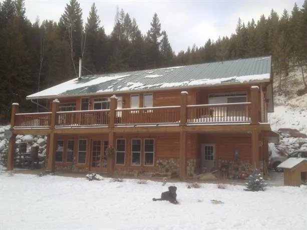 High Rim Vacation Suites - Image 1