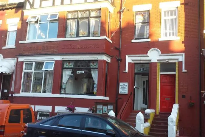 Airedale Hotel - Image 1