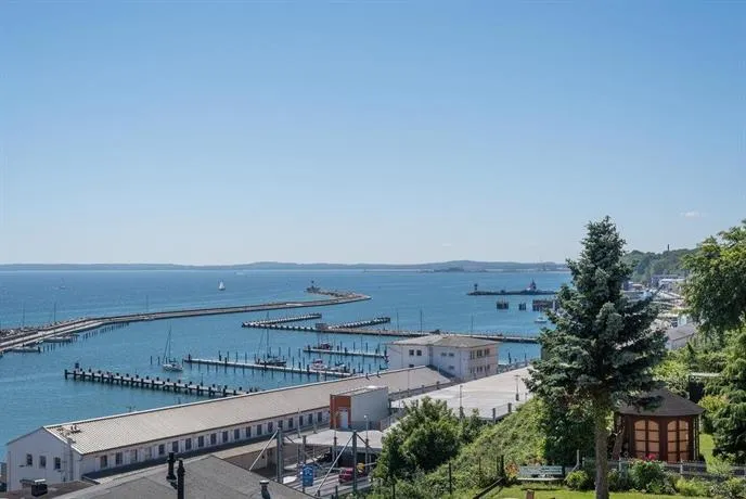 Penthouse Bel Etage - Villa Amelie am Meer - Image 1