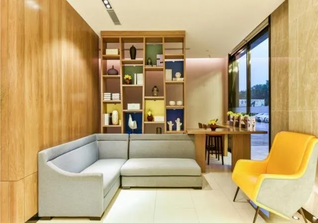 Haoting Holiday Hotel - Image 1
