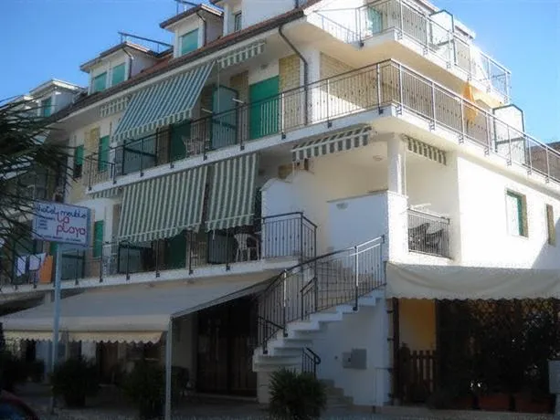 Hotel La Playa - Image 1