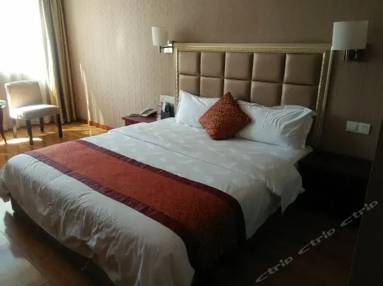 Yiluyue Business Hotel - Image 1