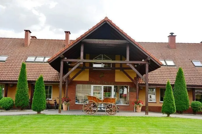 Hotel Sypniewo - Image 1