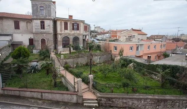 Guest House ZoNa - Image 1