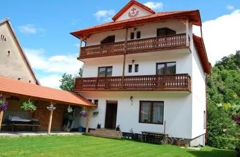 Guesthouse Rustic - Image 1
