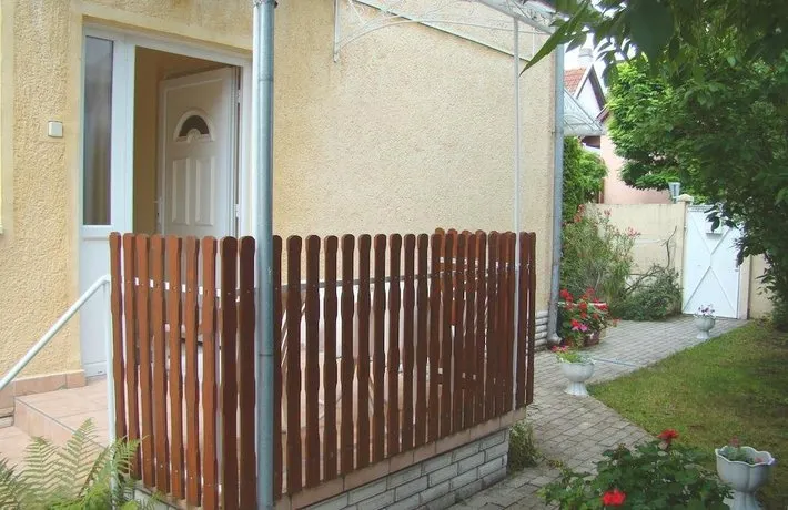 Napfény Apartmanház - Gyula - Image 1
