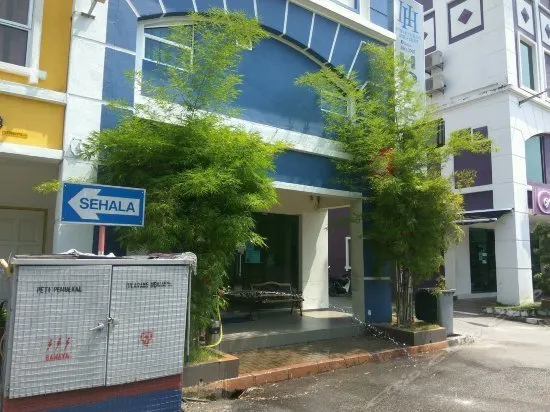 AJIT GUEST HOUSE & HOTEL - Image 1