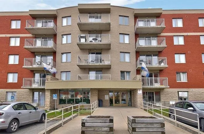 Chateau Ste Marie by Premiere Suites - Image 1