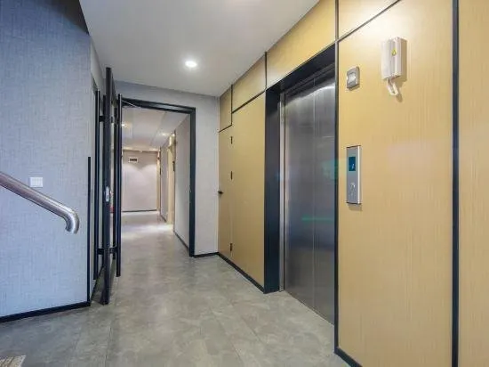 Baixin Hotel - Image 1