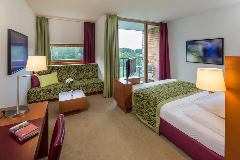 Falkensteiner Therme Golf Bad Waltersdorf - Image 1