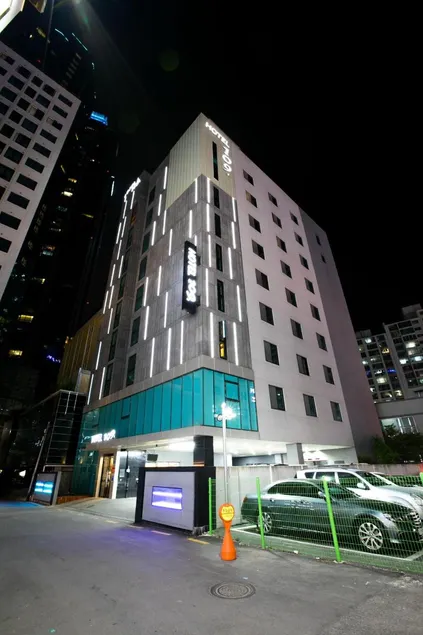 Hotel 109 - Image 1