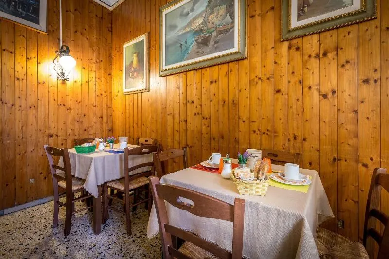 Hotel Ferretti - Image 1
