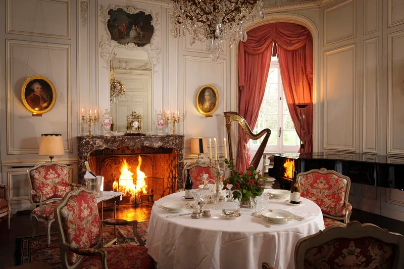 Chateau de Canisy - Image 1