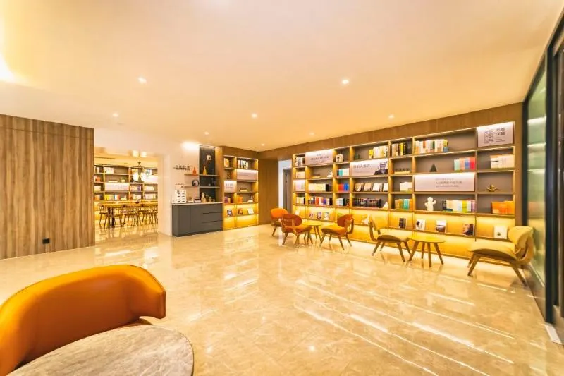 Hanting Hotel Qingdao Wusi Square Badaguan - Image 1