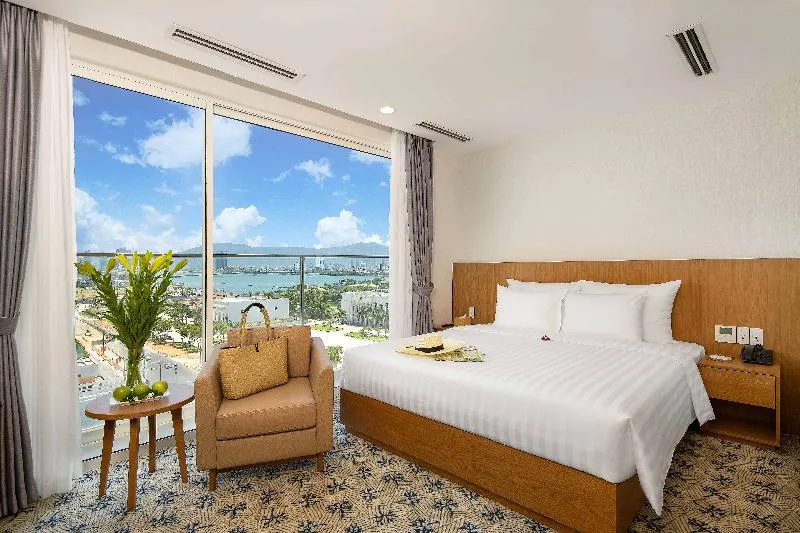 Lamanga Hotel & Suite Da Nang - Image 1