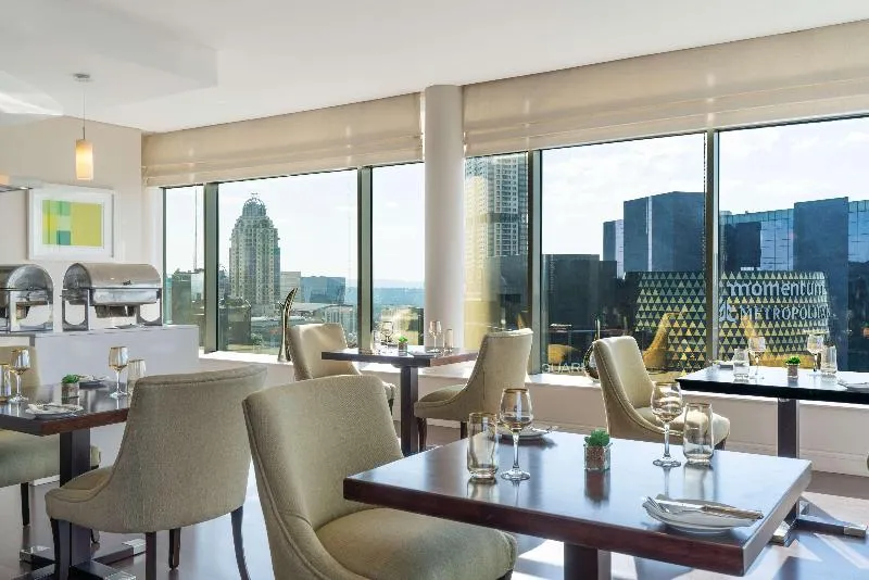 Radisson Blu Hotel Sandton, Johannesburg - Image 1