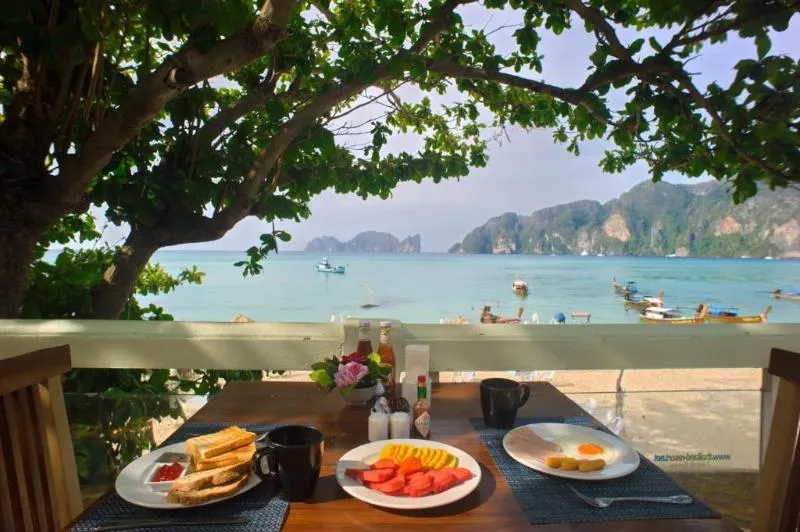 Phi Phi Bayview Premier Resort - Image 1