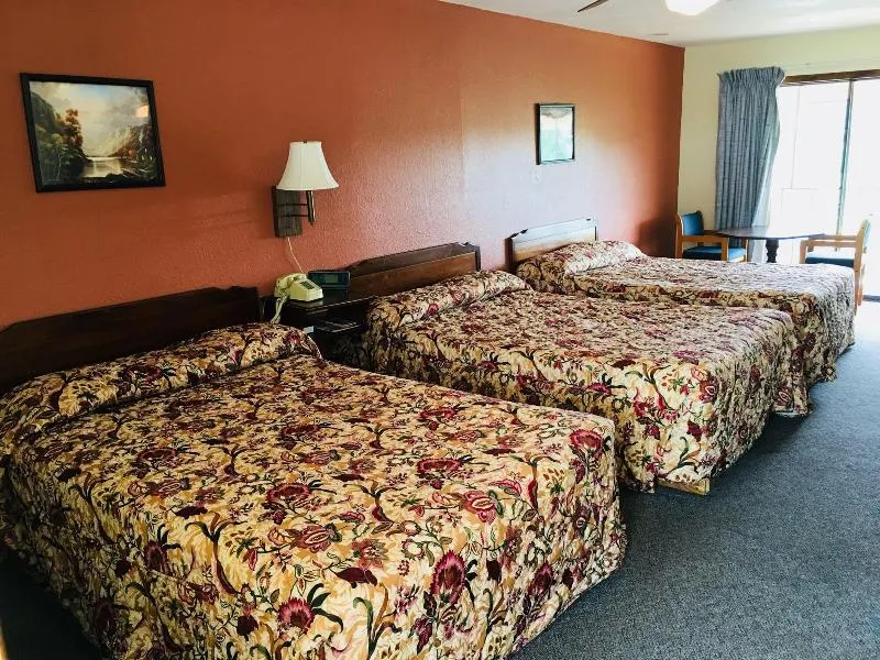 Riverview Trout Lodge - Image 1