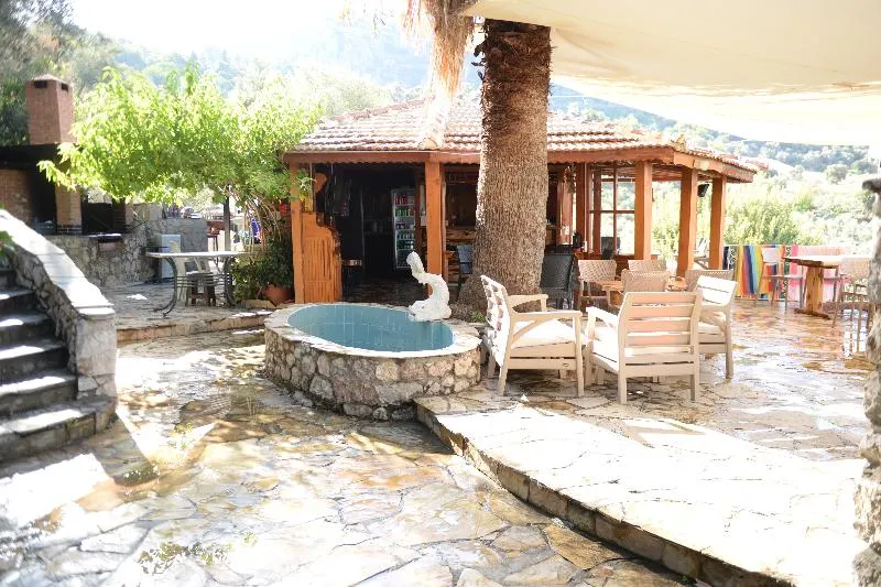 Tlos Boutigue Hotel - Image 1