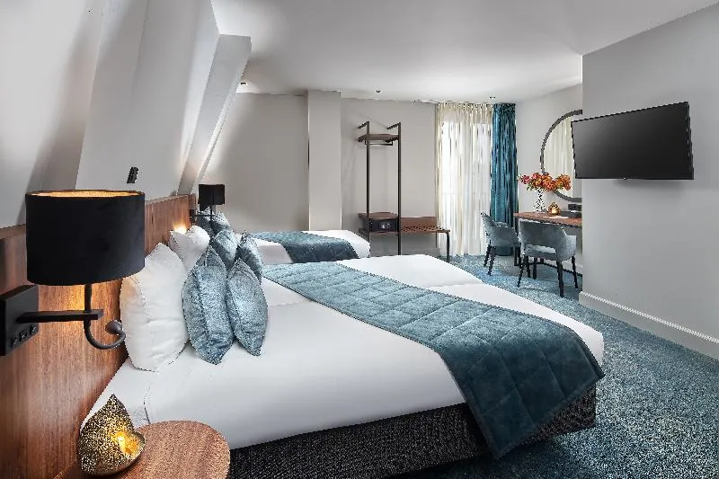 Boutique Hotel First City Den Haag - Image 1