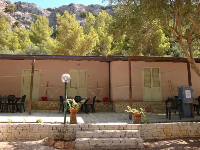 Happy Camp Mobile Homes in El-Bahira Camping Village - Image 1