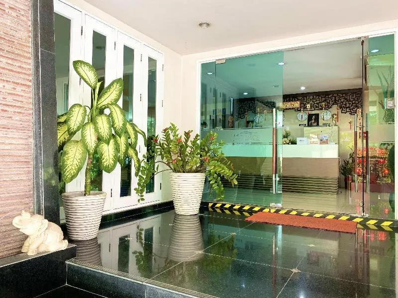 14Place Sukhumvit Villa @ Terminal 21 Bangkok - Image 1