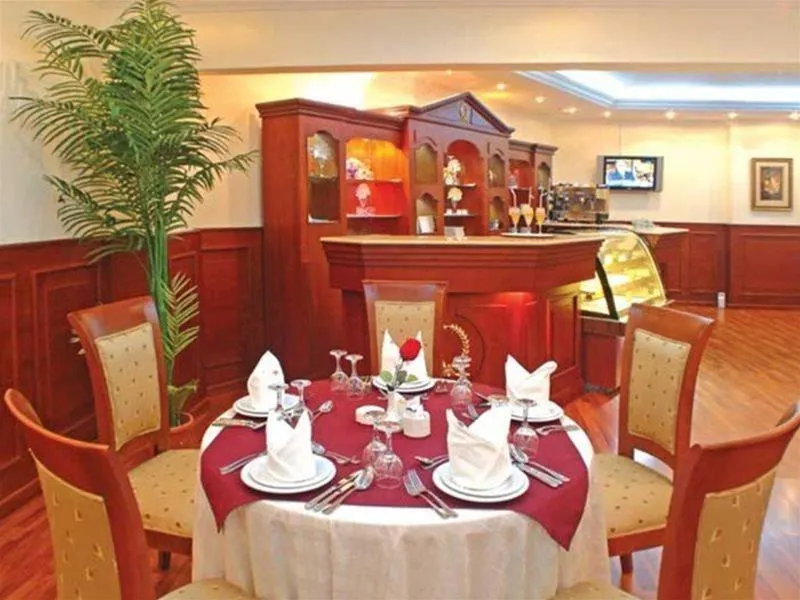 Royal Casablanca - Image 1