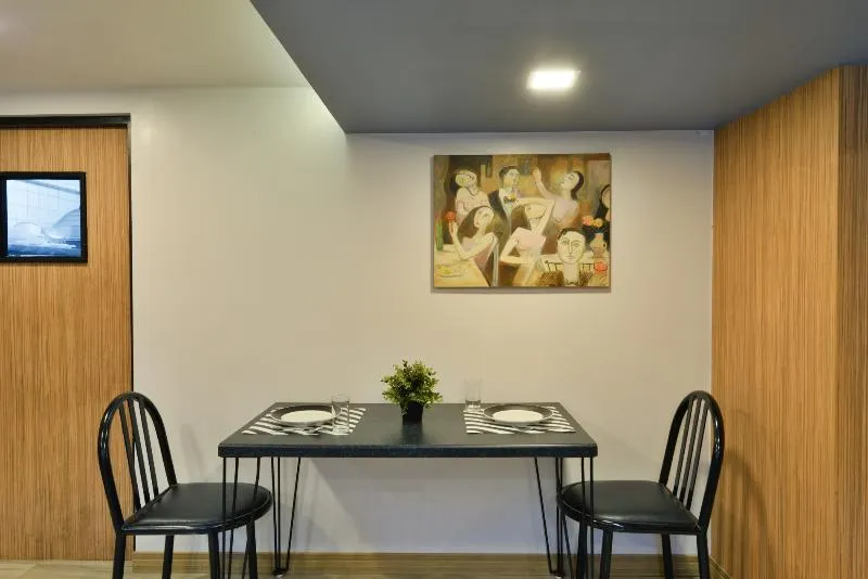 Get Sleep Bangkok Surawongse (La Residence) - Image 1